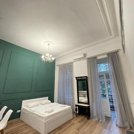 Downtown Room Tbilisi Bagian luar foto
