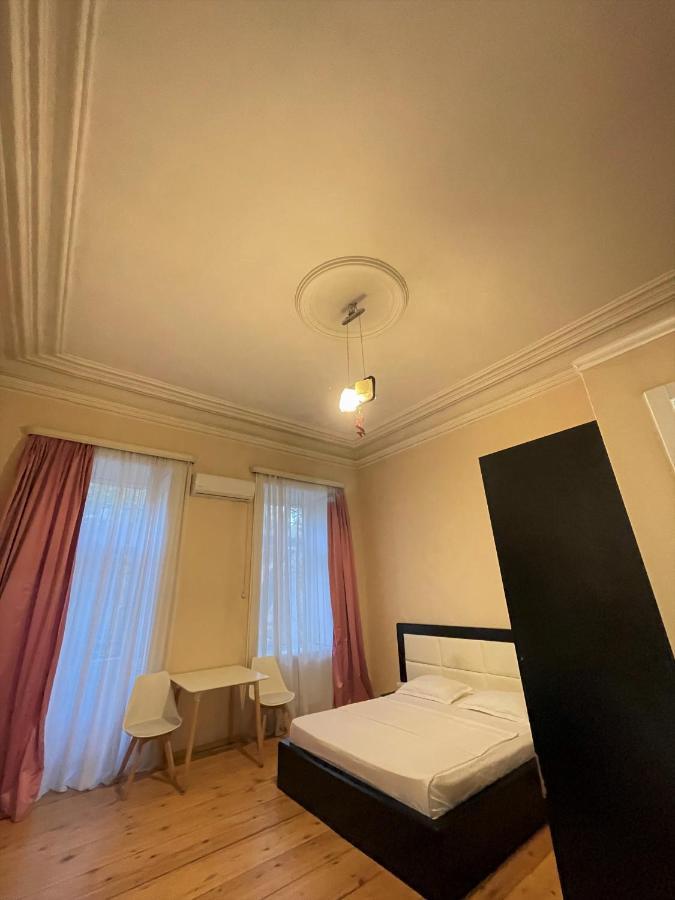 Downtown Room Tbilisi Bagian luar foto