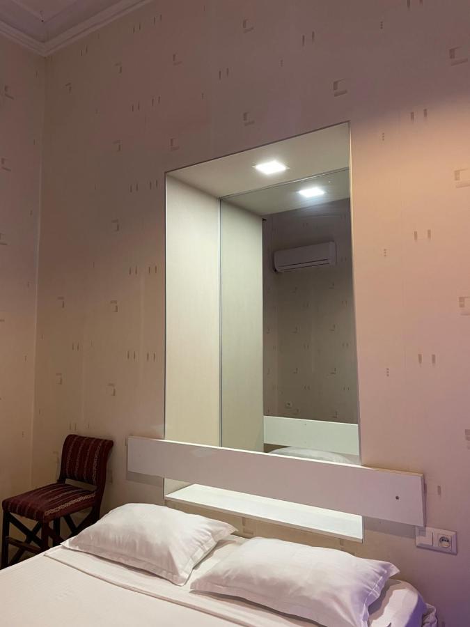 Downtown Room Tbilisi Bagian luar foto