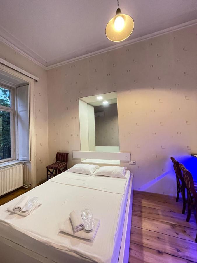 Downtown Room Tbilisi Bagian luar foto
