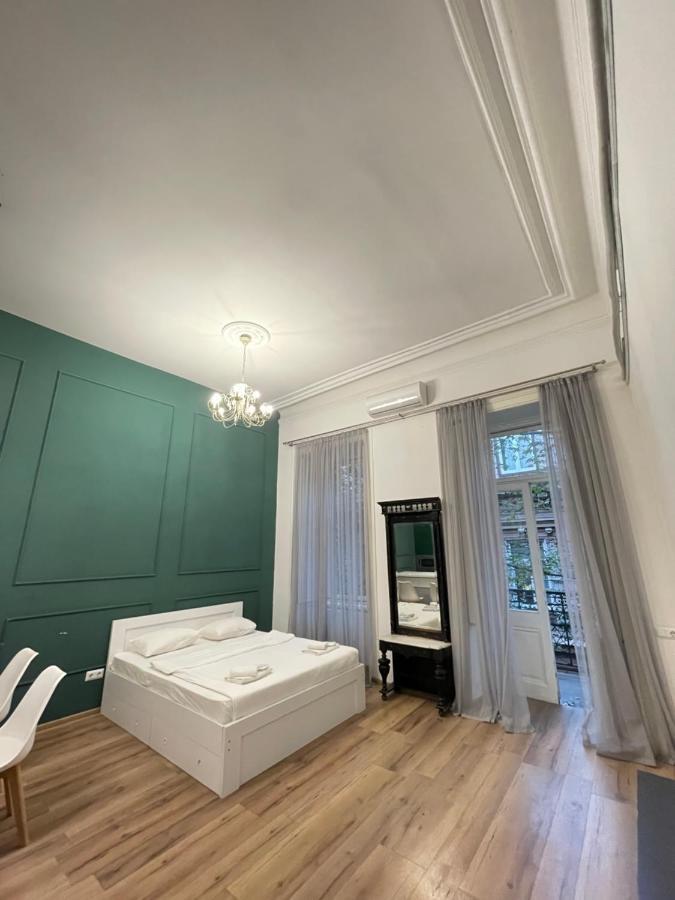 Downtown Room Tbilisi Bagian luar foto