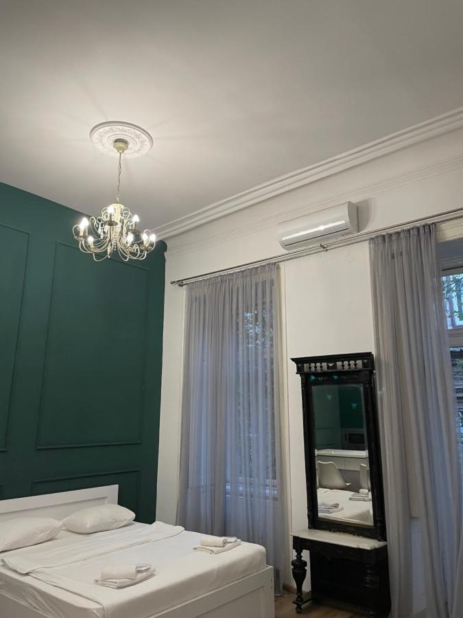 Downtown Room Tbilisi Bagian luar foto