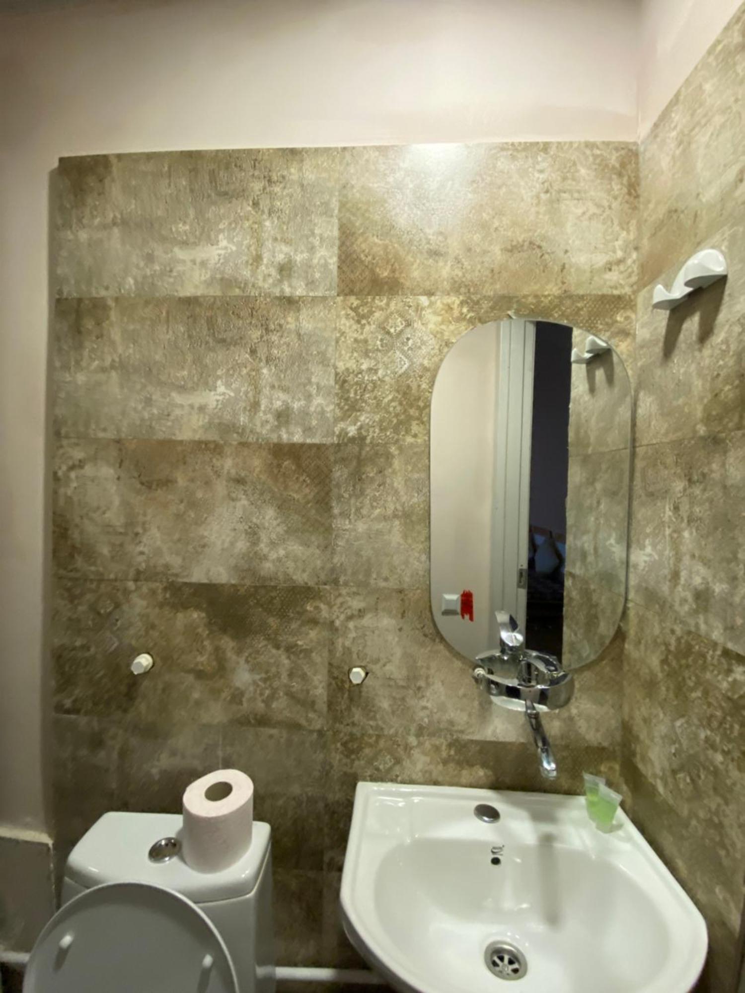 Downtown Room Tbilisi Bagian luar foto